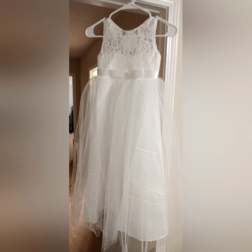 Place and taffeta dress
